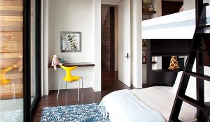 Sticky Windows & Guest Bedrooms