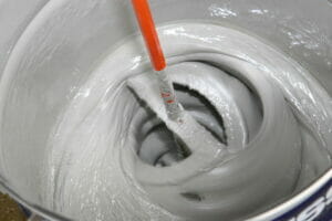 Mixing two pack epoxy top coat paint