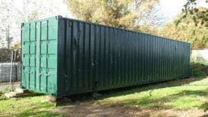 Container painted in Agricultural oxide