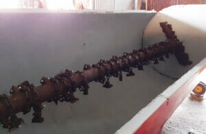 Anticorrosive High Build Phosphate Quick Dry Primer - Muck spreader interior painted in grey oxide paint