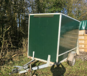 Plywood Paint - Completed horse box painted in Brunswick green